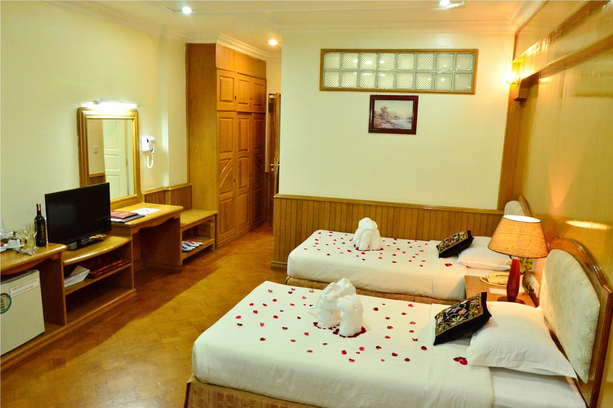 โรงแรม เกรทวอลล์ โฮเต็ล 3*